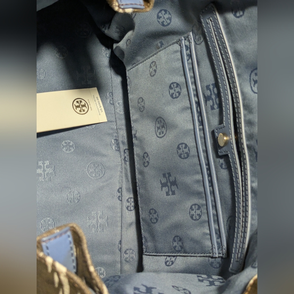 Tory Burch Tabora Canvas Tote/Shoulder Bag in XL - Picture 13 of 13